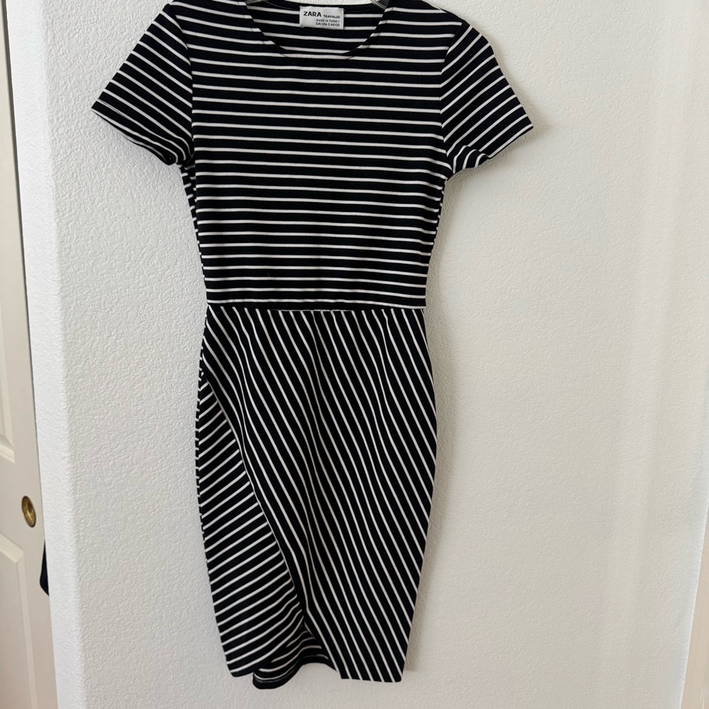 3/$15 Zara Striped Mini bodycon Dress